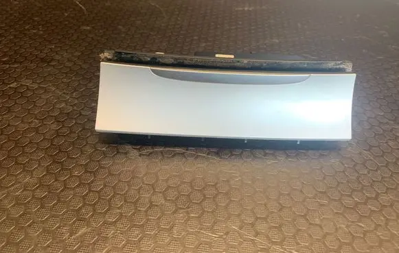 Volkswagen PASSAT B6 Car ashtray 3C0857961 3C0863284 318220100