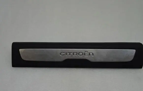 Citroen C4 Grand Picasso Front sill (body part) 9677703477
