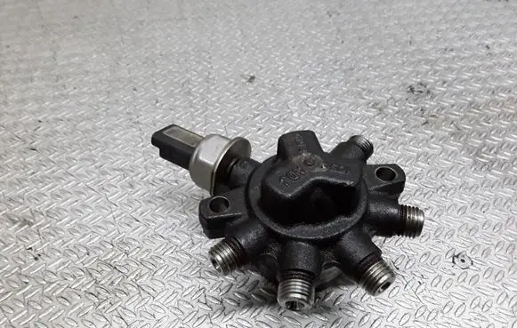 Ford Focus Fuel main line pipe 4M5Q9D280DA