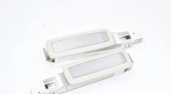 Volkswagen PASSAT B8 Front seat light