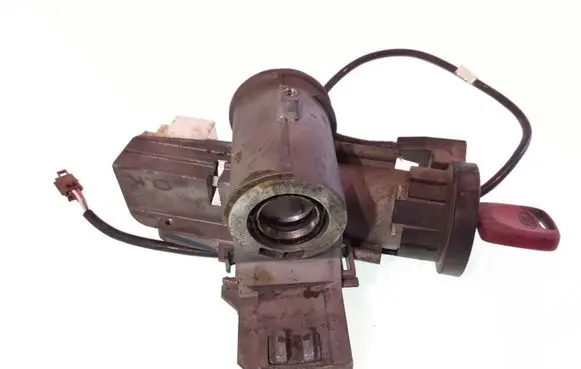 Ford Galaxy Ignition lock P012106