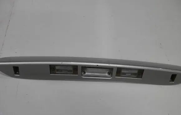 Chrysler Grand Voyager IV Tailgate trim SR5684voyager