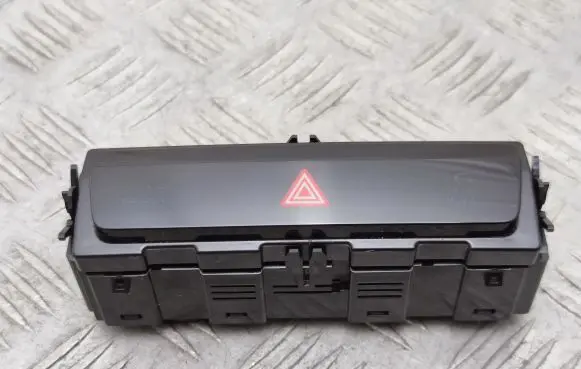 Hazard light switch