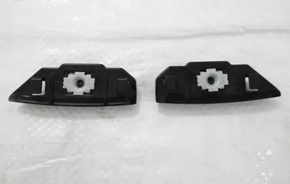 Front bumper mounting bracket