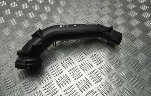 Skoda Rapid (NH) Air intake hose/pipe 03F145673F VD1033