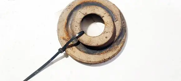 Volkswagen Touran I Front coil spring rubber mount 1k0512149b
