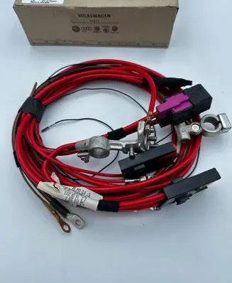 Volkswagen Transporter - Caravelle T5 Positive cable (battery) 7E7970044BB