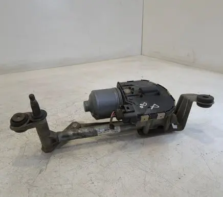 Volkswagen Golf Plus Wiper motor 5M0955120E