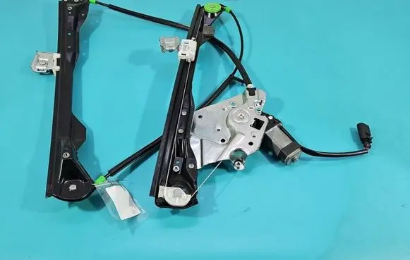 Ford Focus Front door window regulator with motor IMPRK1574272