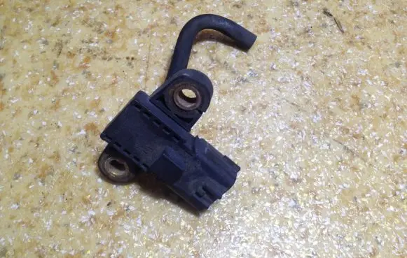 Nissan Navara D40 Air pressure sensor 22365EB300