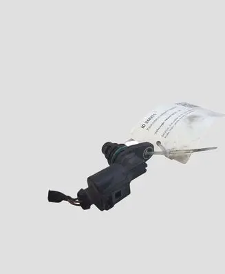 Volkswagen PASSAT B6 Camshaft position sensor 030907601E
