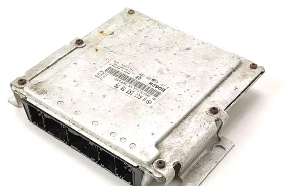 Mercedes-Benz Vito Viano W638 Engine control unit/module ECU 6111537079 A6111537079 20260116HCR1612