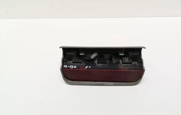 Mitsubishi Pajero Third/center stoplight