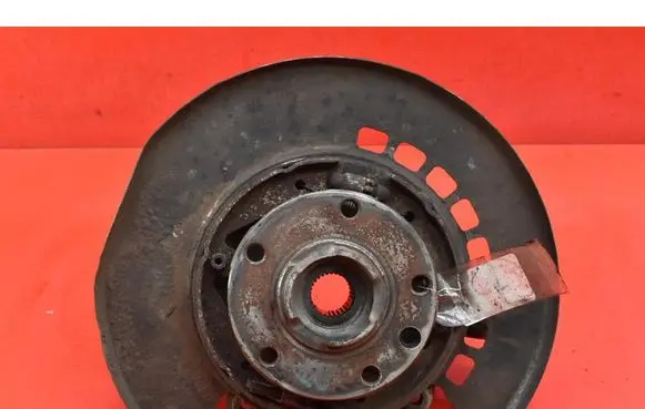 Audi Q7 4L Front wheel hub spindle knuckle 7L8505436