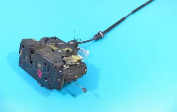 Volkswagen New Beetle Front door lock IMPRK1231482