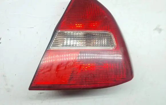 Mitsubishi Carisma Rear/tail lights 151086