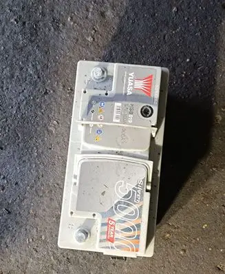 BMW X5 E53 Car battery YB17673695 17673695 8434214