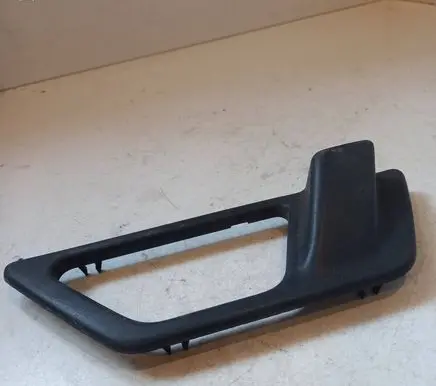 Mercedes-Benz E W124 Other front door trim element AU2990000