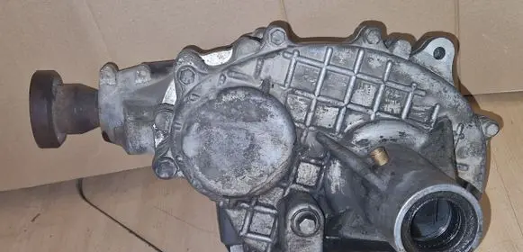 Volvo XC90 Gearbox transfer box case 1023829 8675089