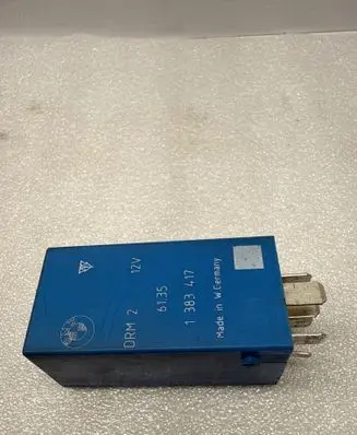 BMW 7 E38 Other relay 1383417