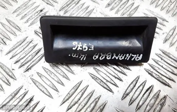 Seat Alhambra (Mk2) Tailgate opening switch 5N0827566T