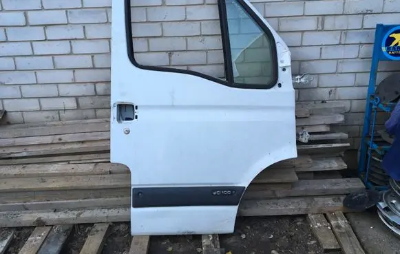 Renault Master II Front door