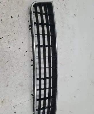 Audi A6 S6 C5 4B Front grill 4B0807683
