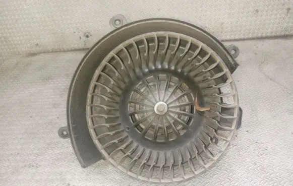Opel Zafira A Heater fan/blower 13159913