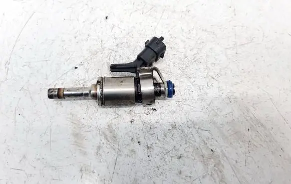 Peugeot RCZ Fuel injector V759162380 0261500073
