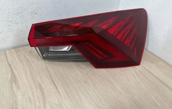 Skoda Octavia Mk4 Rear/tail lights 5E3945208A 0021396606 0H2008110786