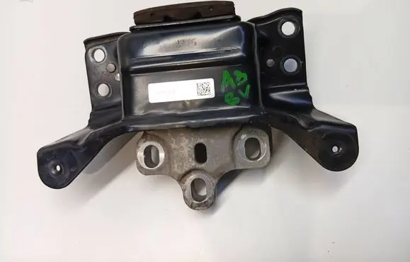Audi A3 S3 8V Engine mount bracket 5Q0199555T 13042015