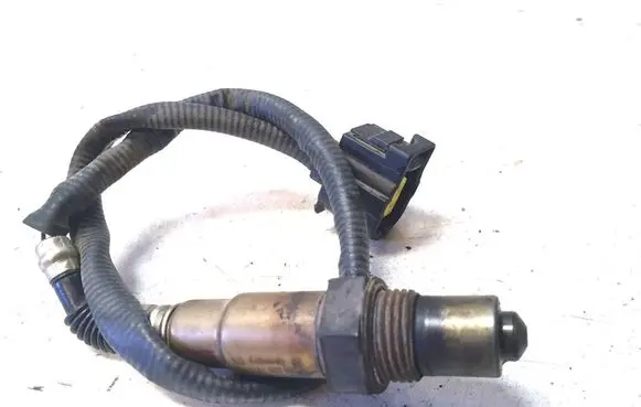 Mercedes-Benz C W204 Lambda probe sensor 0045420818