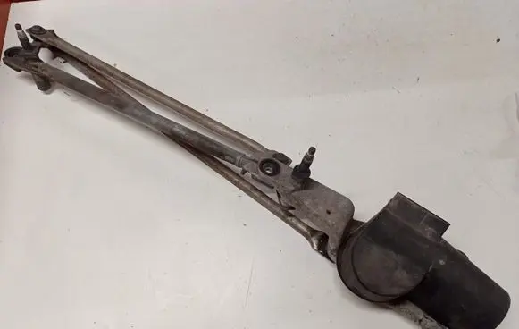 Ford Focus Front wiper linkage and motor 0589910041 0390241362 XS4117508BB