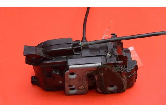 Renault Laguna III Rear door lock 325010003R