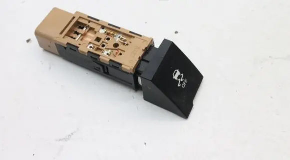 KIA Sorento ESP (stability program) switch 2020029622