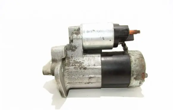Nissan Juke I F15 Starter motor 8200584675