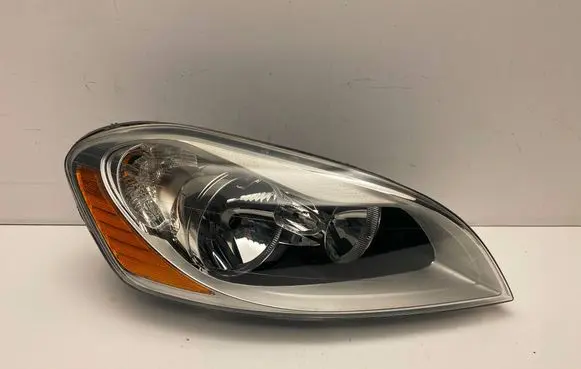 Volvo XC60 Headlight/headlamp 30763144 89902801