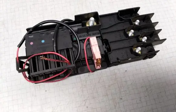 Mercedes-Benz E W211 Fuse module 2115452301