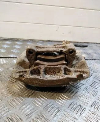 Volkswagen Transporter - Caravelle T4 Front brake caliper