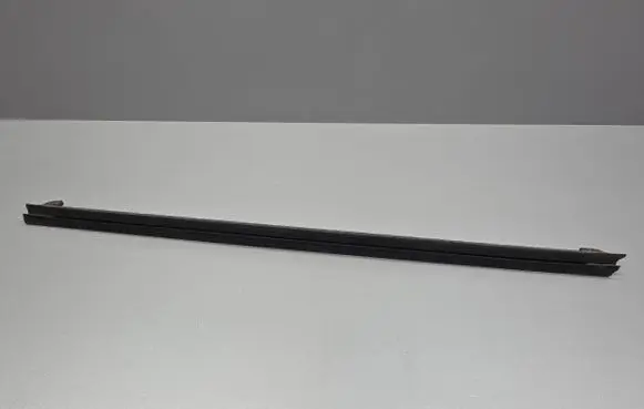 Ford Fiesta Front door glass trim molding A20570