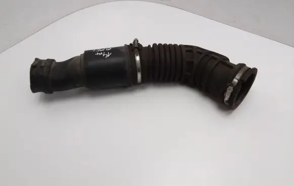 Opel Mokka Air intake hose/pipe