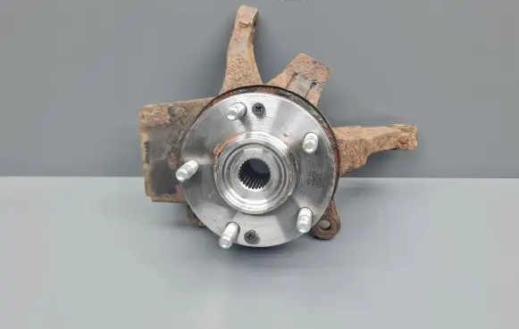 Hyundai i30 Front wheel hub