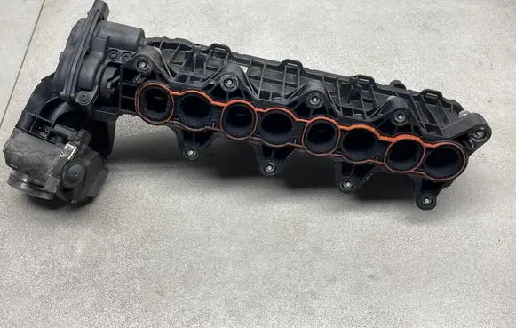 Opel Insignia B Intake manifold 55503705 55496779 55578249