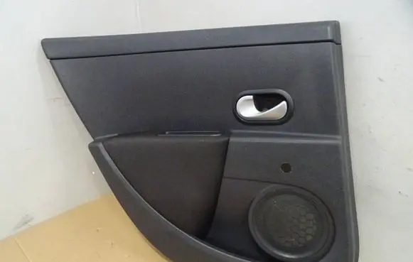 Renault Clio III Rear door card panel trim 