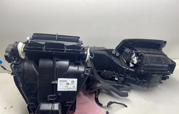 Volkswagen PASSAT B7 Interior heater climate box assembly 3C1820003ER CZ443160 020910