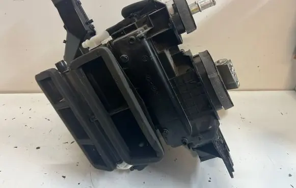 Mazda CX-3 Interior heater climate box assembly GA03IDD2F GA04IDD2F