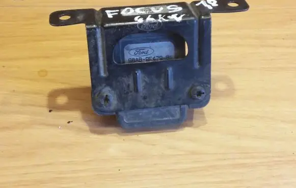 Ford Focus Air pressure sensor 98AB9F479BA