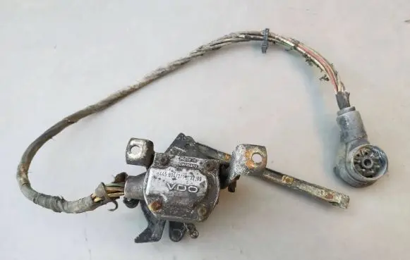 Mercedes-Benz S W126 Cruise control unit/module 445804313289