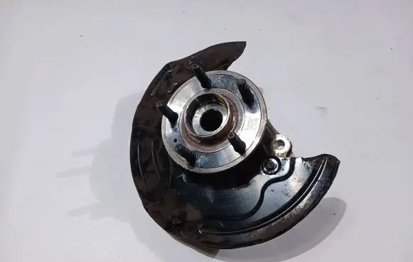 Chevrolet Camaro Front wheel hub spindle knuckle 92233623