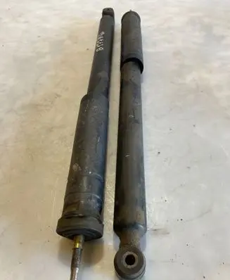 Rear shock absorber/damper